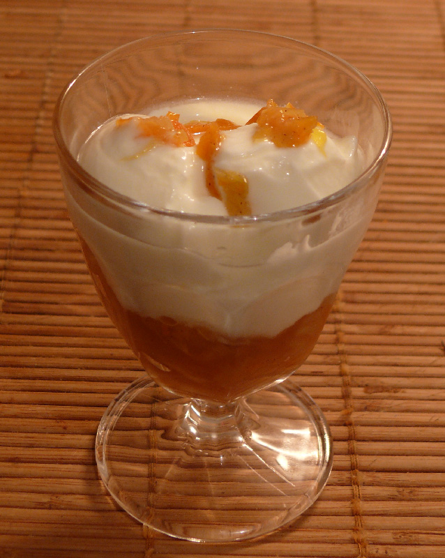Verrine de pommes confites au citron