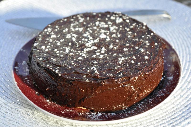 Gâteau de Savoie nappé au chocolat