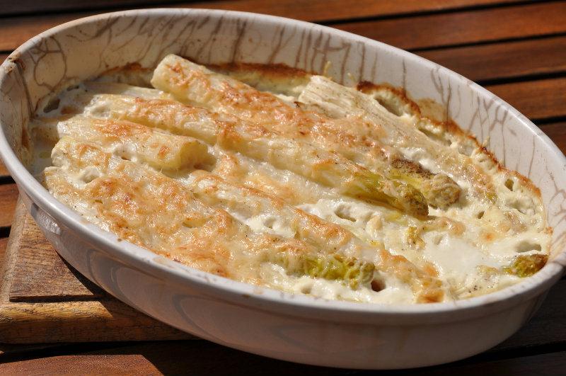 Gratin d'asperges blanches