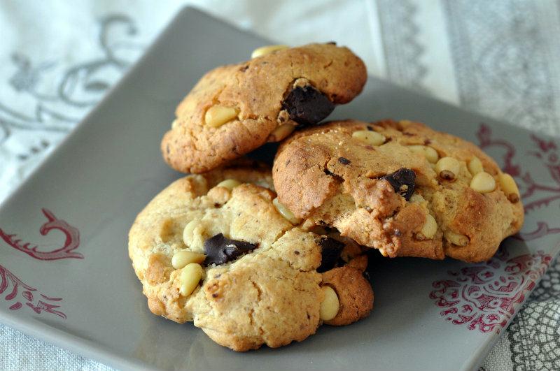Cookies chocolat et pignons de pin