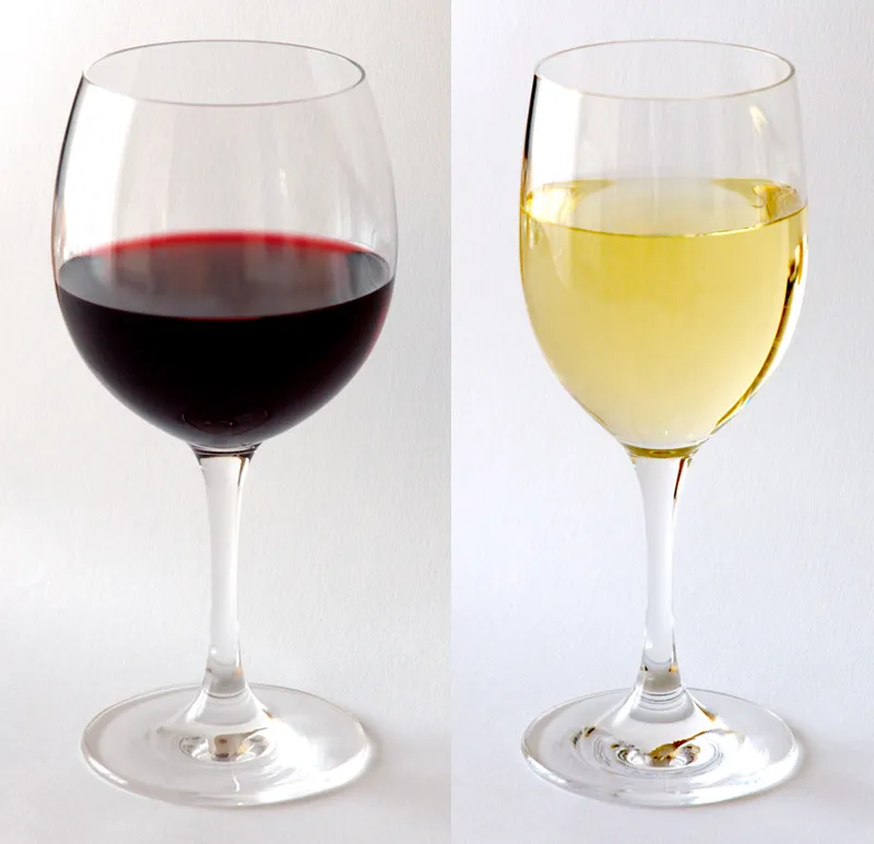 Vin blanc sec de table